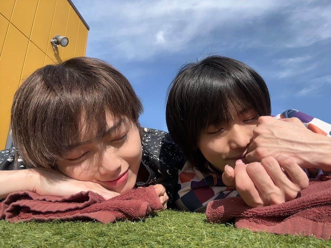 星野晴海のインスタグラム：「のんびりさん☀️ 時間がゆったり流れる空間がやっぱり好きです👶🏻👶🏻🩷 楽しかった¨̮」