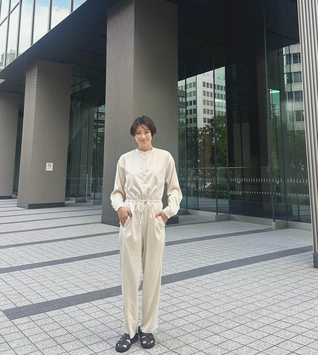多嶋沙弥さんのインスタグラム写真 - (多嶋沙弥Instagram)「. 🤍 . @oenu.jp  @_yuuki_n__  . カップ付きのオールインワン💋 動きやすくて、着崩れもしにくいとっても優秀な1着です❤️ . 街のお出かけはもちろん、 リゾートにぴったりなワンピースもたくさんありました🌸 このオールインワンに関しては丈が長めかつウエストで調節ができるので、 背が高い人もたっぷりめの裾感が楽しめるのが個人的に好きなところのひとつです🥰 . ゆうきちゃん、ありがとう😍 . #oenu#カップ付き#ママモデル#私は170cmです」5月6日 19時23分 - saya_tajima