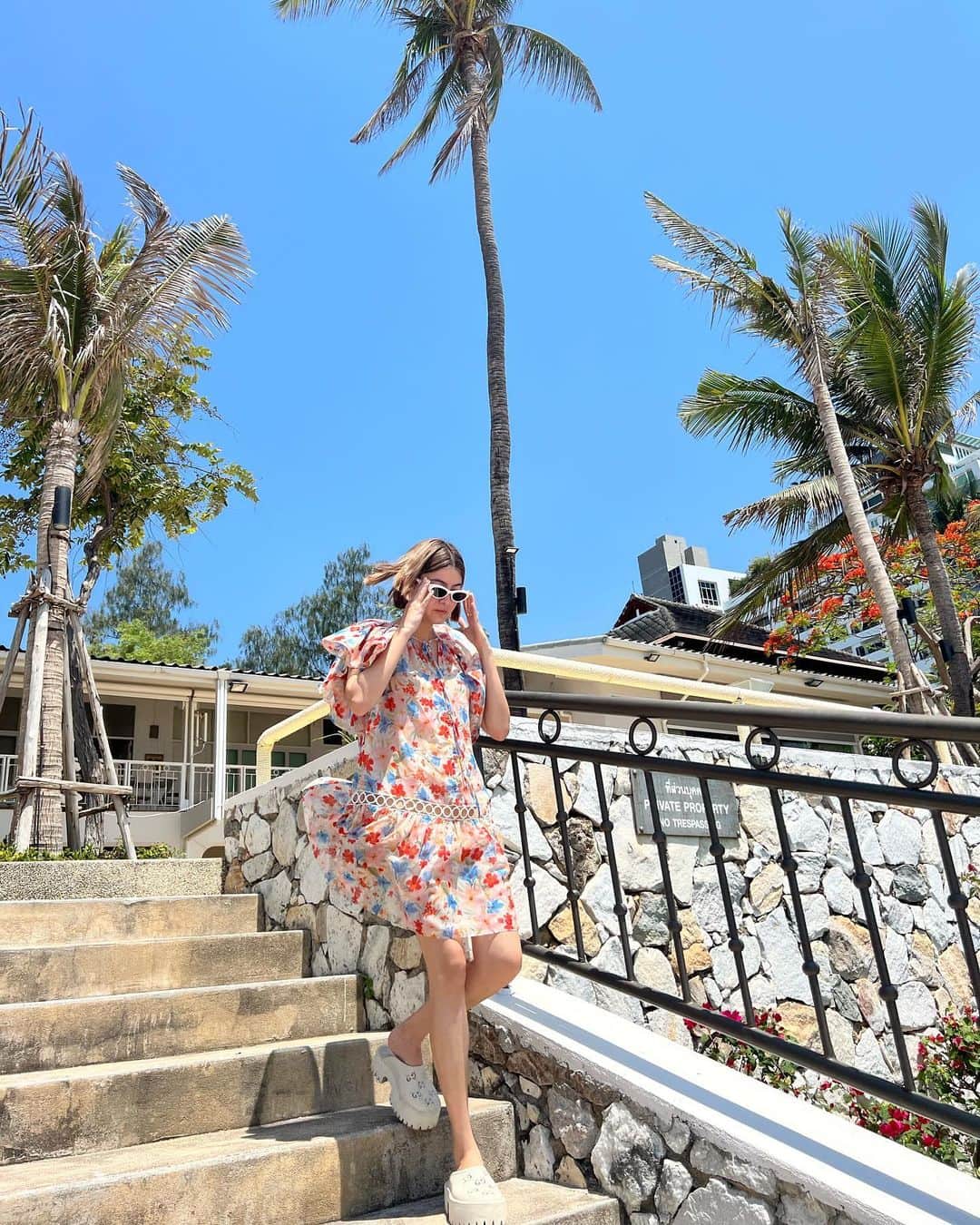 のインスタグラム：「Super hot day ☀️🔥」