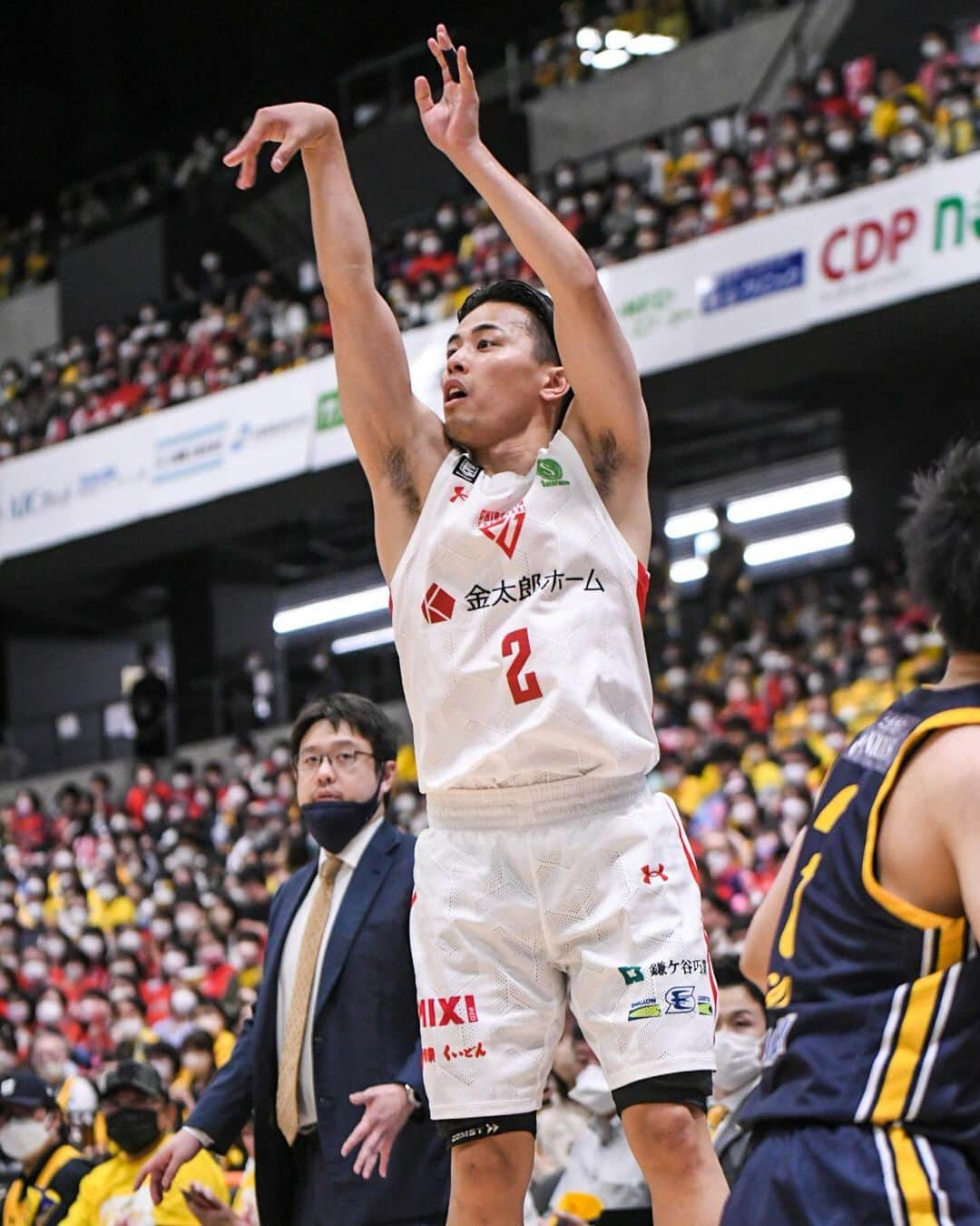 千葉ジェッツさんのインスタグラム写真 - (千葉ジェッツInstagram)「試合風景|ω･)📸✨  B.LEAGUE2022-23 vs.宇都宮  宇都宮 89-92 千葉J   #激戦を制し #最高勝率 #最多勝利数 #記録更新 #明日も頑張ろう✊ #chibajets #Bリーグ #千葉ジェッツ #バスケ #basketball #portrait  #photograph #ジェッツ写真部 #レンズ越しの世界 #応炎🔥 #ありがとうございました📣」5月6日 19時43分 - chibajets_official