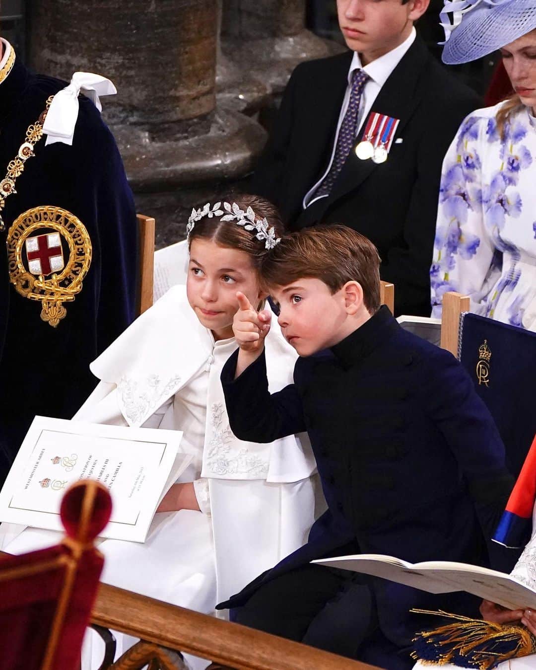 Cosmopolitanさんのインスタグラム写真 - (CosmopolitanInstagram)「Prince Louis is me at every family event ever. Link in bio for more iconic pics of the little royal. 👑」5月6日 20時09分 - cosmopolitan