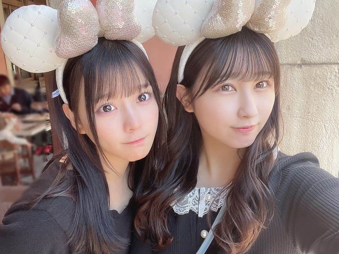 齊藤なぎささんのインスタグラム写真 - (齊藤なぎさInstagram)「🐼🏰💭 ⁡ ⁡ ⁡ ちょっと前に、お仕事が一段落したタイミングで あんながお疲れ様会をしてくれました🫶🏻 ⁡ ⁡ ちょこちょこ会っていたけれど 長い時間一緒にいられてすごく楽しかった！！！ いつものようにお姉ちゃんしてくれて、私がなくしたものをたくさん見つけてくれました。笑 ⁡ 会うだけで元気になれる。だいすきだあ お揃いのカチューシャしあわせ🐱🐱 ⁡ #イコラブ #山本杏奈 ちゃん #齊藤なぎさ #あんなーたん」5月6日 20時22分 - saitou_nagisa