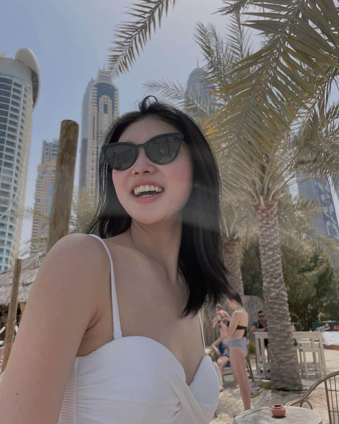 i_am_happpyさんのインスタグラム写真 - (i_am_happpyInstagram)「.  UAE Dubai🇦🇪🏜  EXPO、砂漠、ビーチを堪能🌵🏖 初めての出会いがたくさんで感動！ ドバイのみんなに会えて毎日ホムパ 楽しすぎた！ありがとう〜🥹🤍  #uae#dubai#PalmJumeirah#BurjKhalifa #ドバイ#アブダビ#abudhabi #ブルジュハリファ#パームジュメイラ」5月6日 20時27分 - i_am_happpy