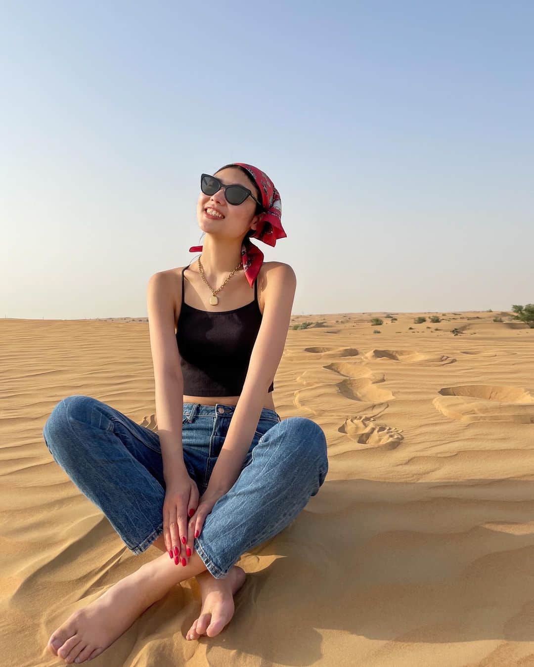 i_am_happpyのインスタグラム：「.  UAE Dubai🇦🇪🏜  EXPO、砂漠、ビーチを堪能🌵🏖 初めての出会いがたくさんで感動！ ドバイのみんなに会えて毎日ホムパ 楽しすぎた！ありがとう〜🥹🤍  #uae#dubai#PalmJumeirah#BurjKhalifa #ドバイ#アブダビ#abudhabi #ブルジュハリファ#パームジュメイラ」