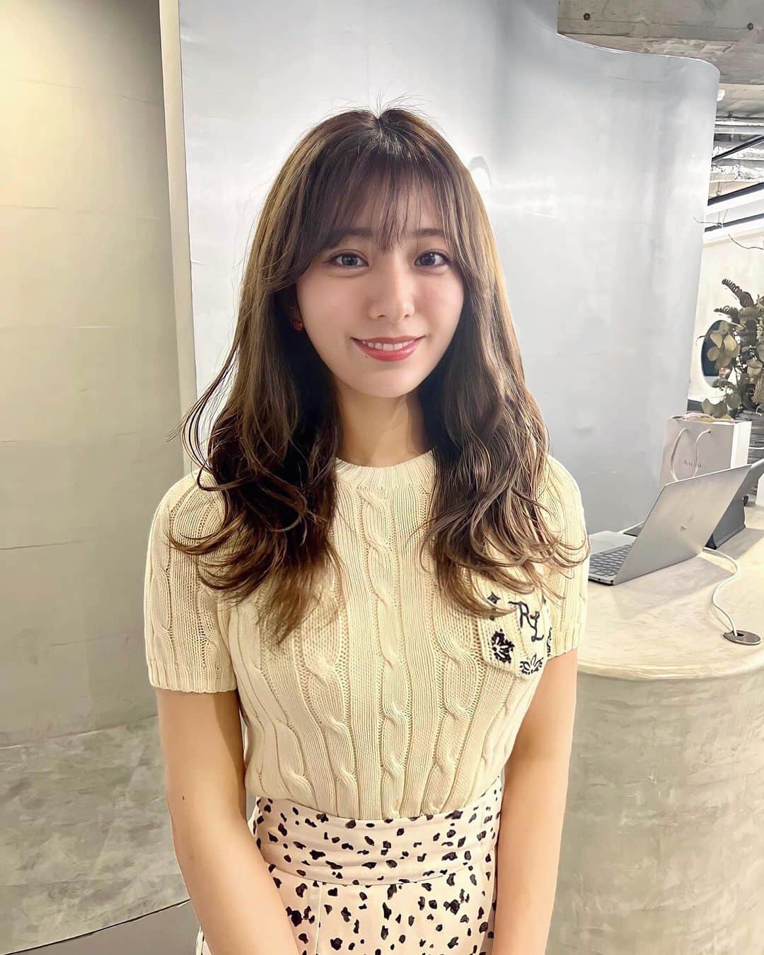 のインスタグラム：「🤎  月1カラーお手入れ☺️ 色落ち後も楽しみ〜 @teppei_hair のカラーは ヘアメイクさんもみんな大絶賛で信頼しきってます✨」