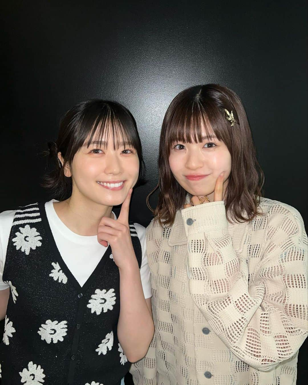 松田好花のインスタグラム：「ㅤㅤ ㅤ ミーグリコーデ🤎  #yahostagram   #日向坂46 #松田好花 #ブレ田好花  #金ちゃん #大暴れ #ブレるって #楽しいね  #スターミックス #今日の中身  #マネージャーさんにある所が逆Ｔと言われた写真はどれでしょう  #ミーグリ #ありがとうございました」