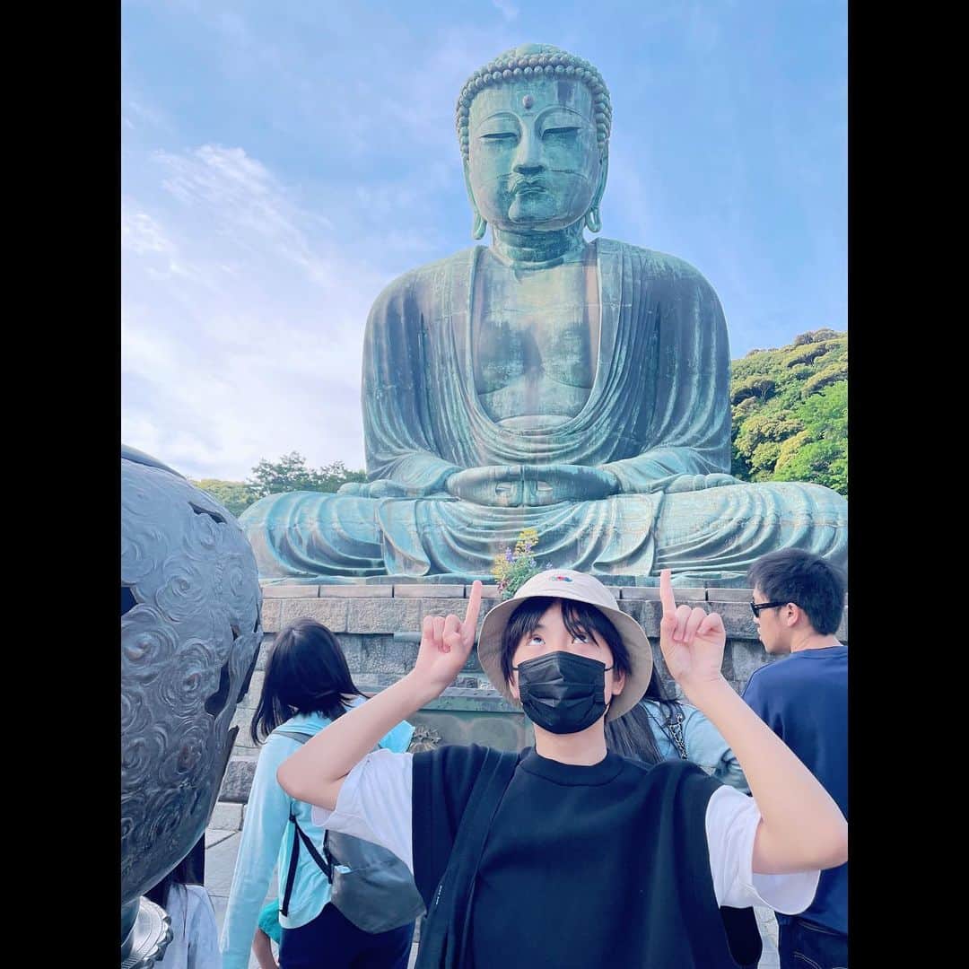 髙橋來さんのインスタグラム写真 - (髙橋來Instagram)「✳︎ 鎌倉に行きました！  鶴岡八幡宮に行ってお参り🙏 御朱印をもらって、 カレーパンとワッフルを食べて、 大仏に会いに行きました。 高徳院に着いたのがちょっと遅くて、 御朱印もらえなかったのが残念✳︎ また行きたいな〜 ・ ・ ・ ✳︎ #鶴岡八幡宮 ⛩️ #鎌倉大仏 🧑🏼‍🦱 #鎌倉  #髙橋來」5月6日 20時50分 - rye.takahashi