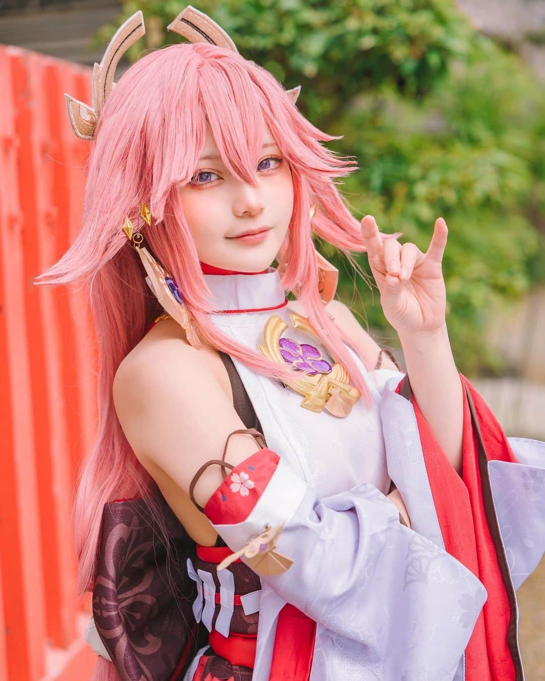 小塩てるのインスタグラム：「八重神子  #原神 #八重神子 #コスプレ #コスプレイヤー #genshinimpact #genshincosplay #yaemiko #cosplay #cosplayer」