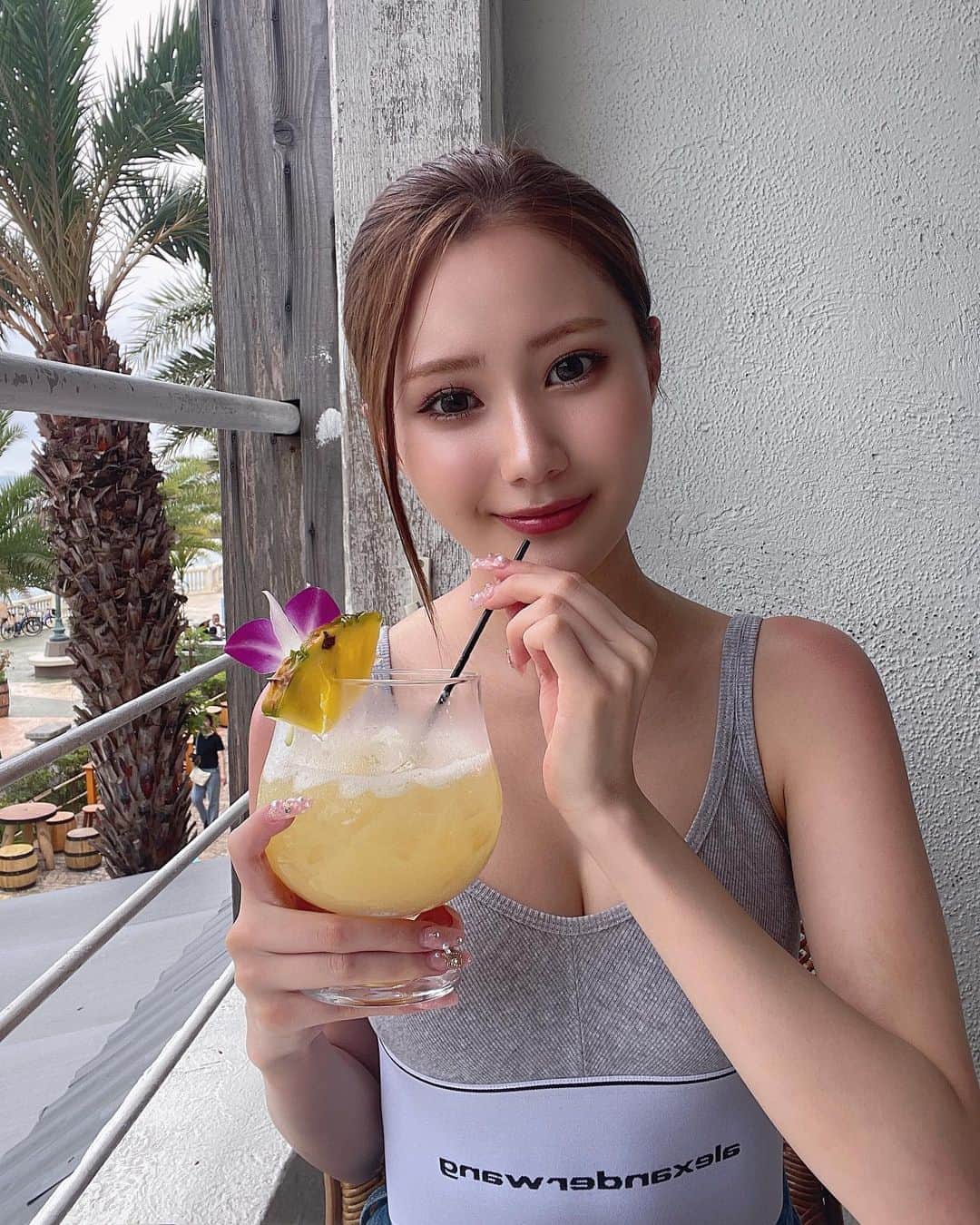 のインスタグラム：「アメリカンビレッジ行った時の🌞💗 ． パンケーキ食べた🥞 ． ． ． 滅多にしないポニーテール🤣 ． ． #アメリカンビレッジ #アメリカンビレッジ沖縄 #沖縄 #沖縄旅行 #沖縄カフェ #沖縄観光 #amerikanvillage #alexanderwang #アレキサンダーワン」