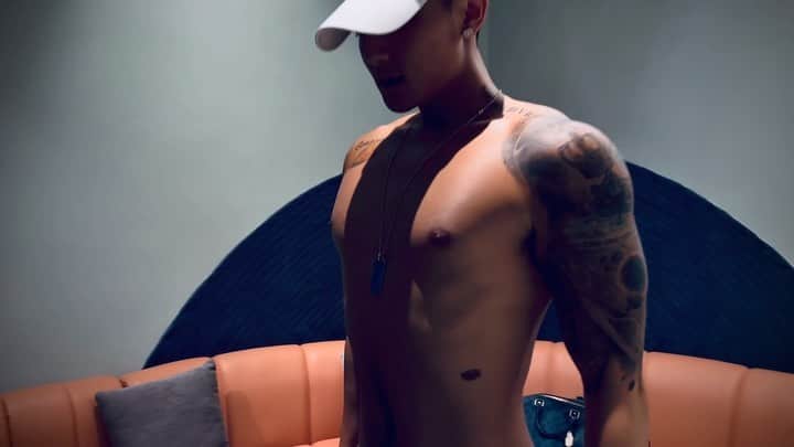 タオ のインスタグラム：「梦 迈克尔B乔丹  总有一天🔥」