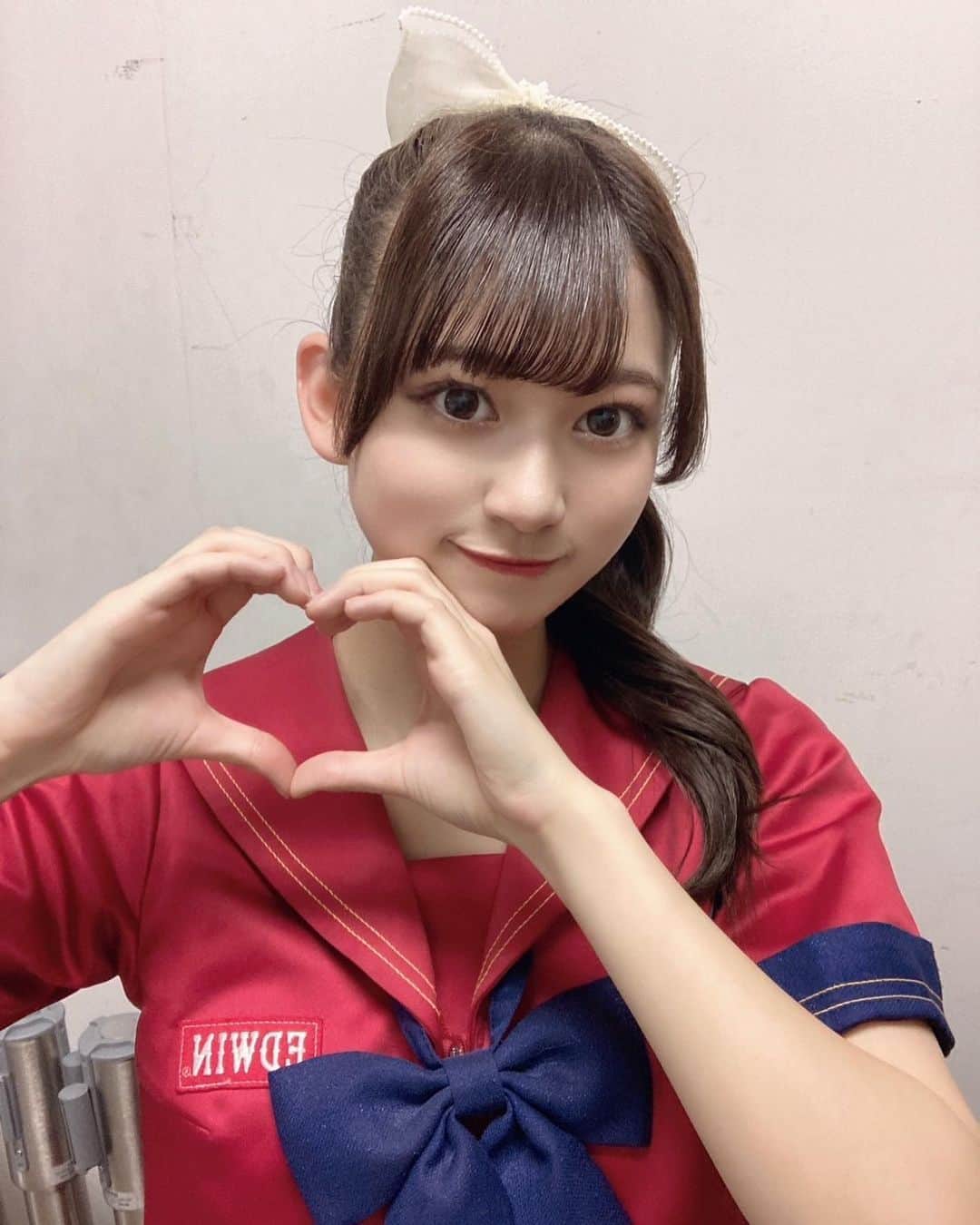 のインスタグラム：「横浜っきー🧸🌸 今日はGW最後の LIVEでした✨ みんなに会えて、ほんと幸せです🫶 ありがとうございました😭 たくさんの思い出が出来ました✨  昨日のこどもの日に 載せようと思ったマッキーバブちゃんの写真、載せておきました👶  次に会えるのは13日(土)の マスカレイド・アイドル LIVEです！ ぜひまた会いに来てね❣️  #シブサン #shibu3project #グリーンクラス #アイドル #ポニーテール  #ばぶ (2枚目👶) #gw  #ゴールデンウィーク #本当にありがとう  #veryhappy  #fjkの素敵な思い出  #5月6日」