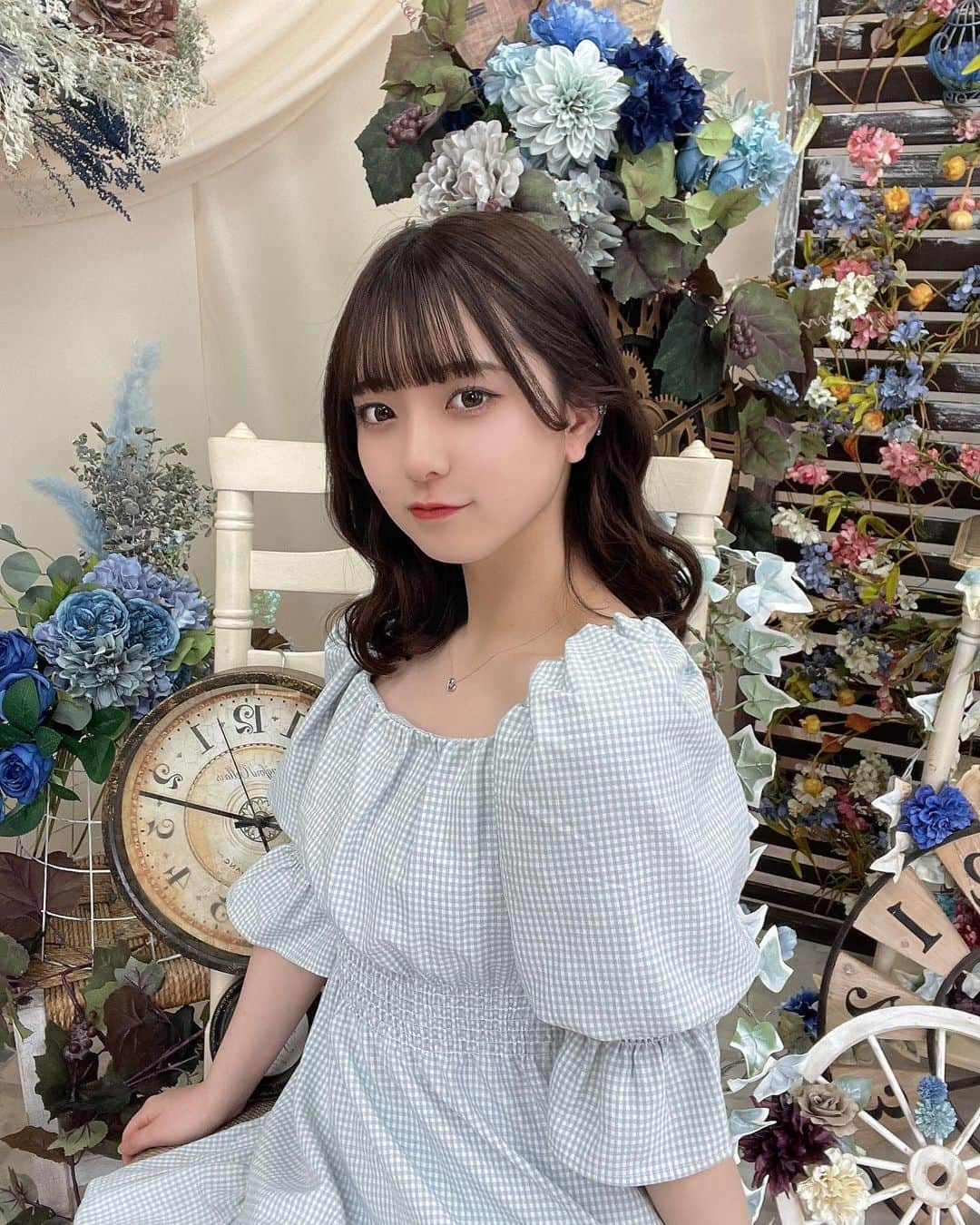 梅原麻緒さんのインスタグラム写真 - (梅原麻緒Instagram)「服可愛いしあったかいから秋の次に春好き！！」5月6日 21時21分 - teratera_mao