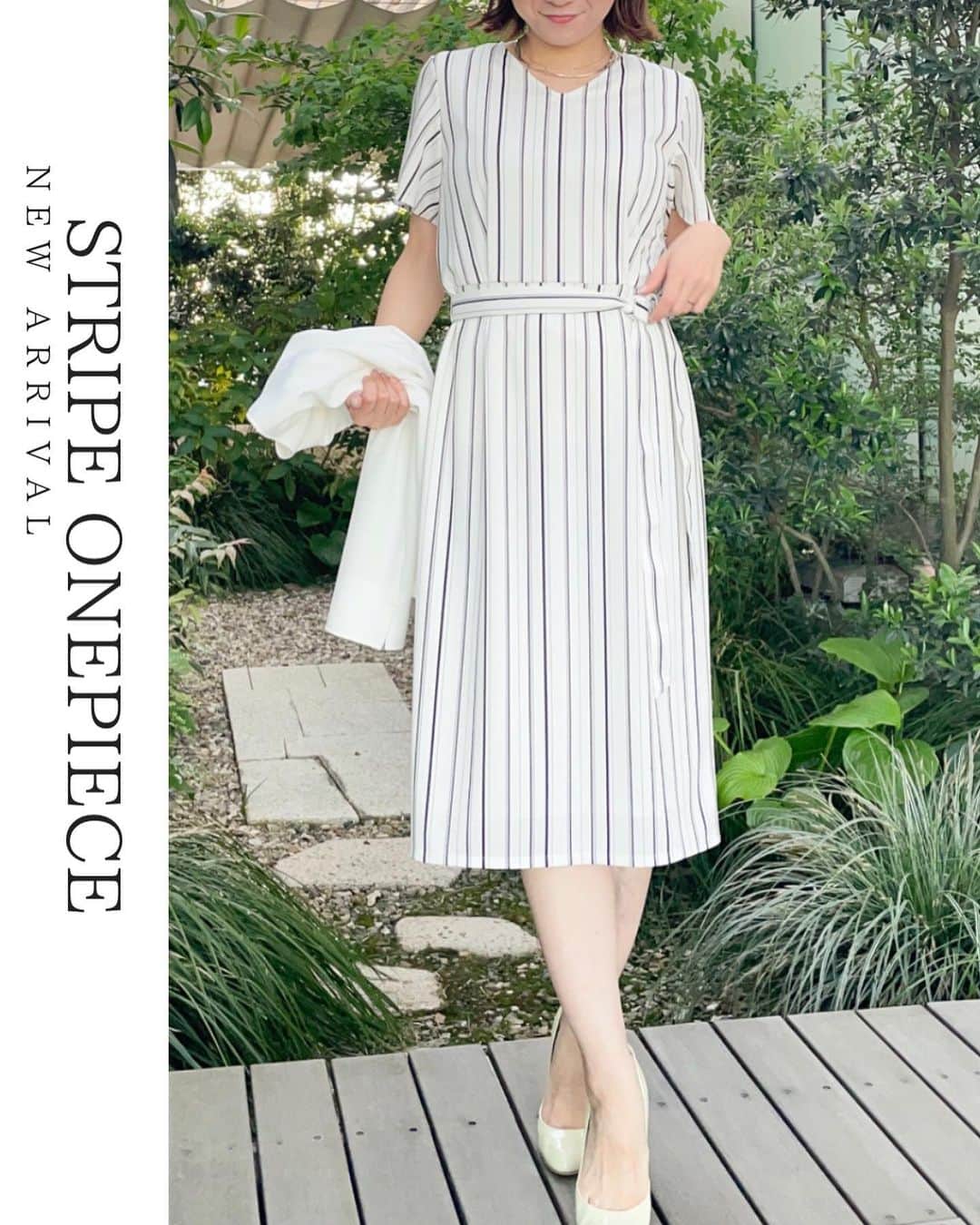 cdec_official Aesthetic Senseのインスタグラム：「． 2023 SUMMER NEW ARRIVAL ． 昨年も人気だったストライプワンピースが今年は Vネックでシャープさをプラスされて登場！ 清涼感があり、伸縮性があって着心地のよいワンピース です。 ． ジャケットやカーディガン着用時も肩回りがすっきり するようにデザインされ、後ろにはゴムが入っているので ウエスト周りゆとりが出て楽な着心地になっています。 ． ． 3color ✴︎ onepiece No.187-56551  ¥25,300 (tax in) ． ． ． @cdec_official  続々と新作入荷中♪ 商品No.で検索もできます♪ ． ． ．  #クードシャンス  #ファッション #ファッションコーデ #夏 #夏コーデ #夏服 #細見え #大人コーデ #上品コーデ #フェミニンコーデ #お出かけコーデ #通勤コーデ #お仕事コーデ  #女子会コーデ #ワンピース #ストライプ #ストライプワンピース #ワンピースコーデ #ドレス #ドレスコーデ #シャツワンピース #大人女子コーデ #おしゃれさんと繋がりたい #ファッション好きな人と繋がりたい #トレンドコーデ #着回しコーデ」