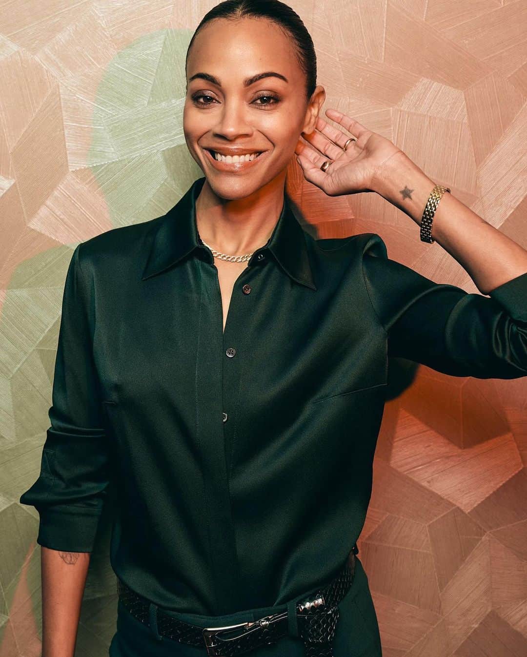 マイケルコースさんのインスタグラム写真 - (マイケルコースInstagram)「#ZoeSaldana wore a forest charmeuse shirt and matching crepe flared trousers from Fall/Winter 2023 #MichaelKorsCollection while promoting “Guardians of the Galaxy Vol. 3” in Paris.  Photographed by @josephsinclair」5月6日 21時37分 - michaelkors