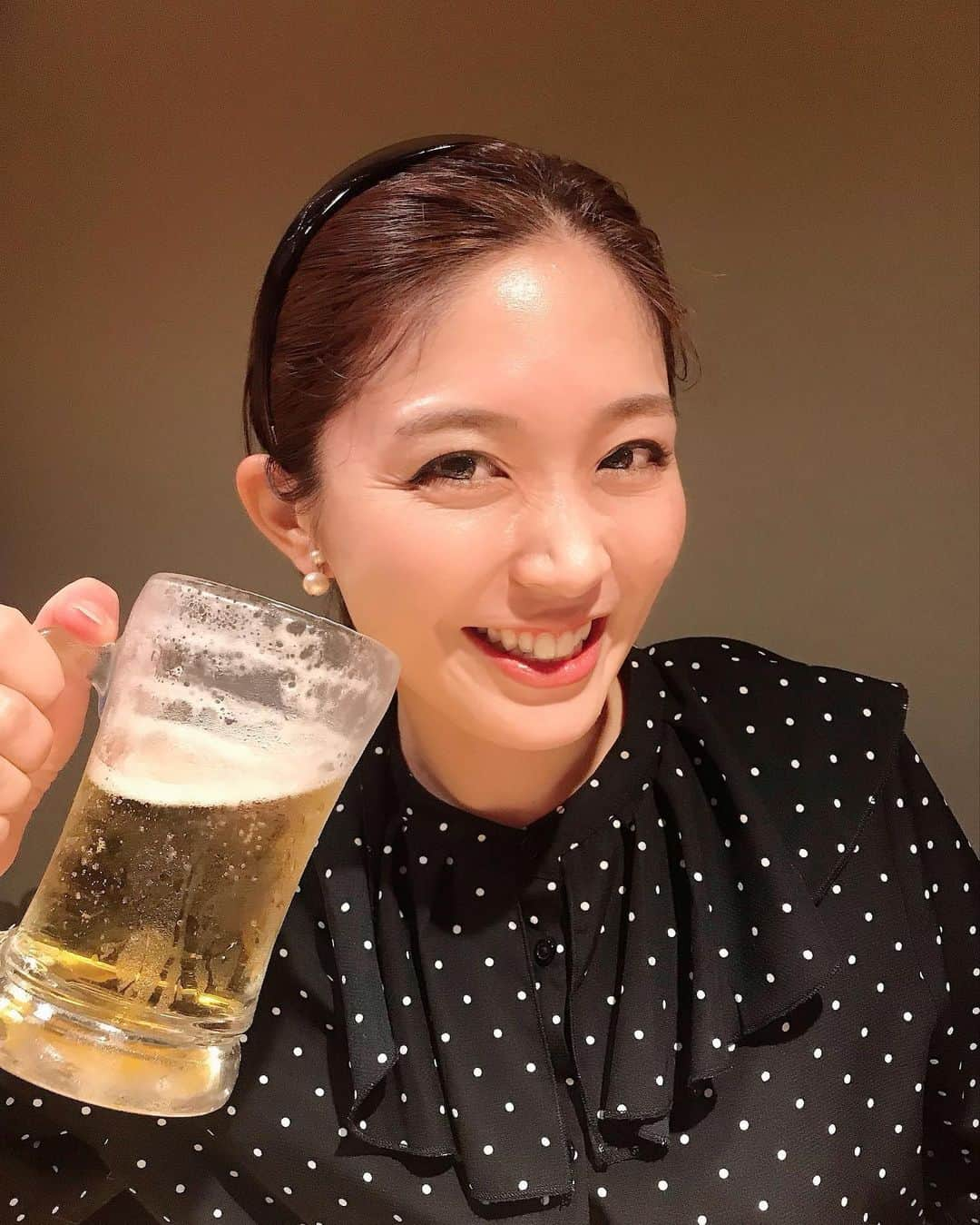 豊崎なつきさんのインスタグラム写真 - (豊崎なつきInstagram)「* 雨がひどいですね。  休暇中は 食べてばかりです。  一口餃子が ライトの灯りで飛び過ぎていますが 豚ニラ玉も美味！  イチゴのパンケーキは ふわとろ♡  #長崎 #一口餃子 #長崎一口餃子 #長崎グルメ  #長崎カフェ #豊﨑なつき #アナウンサー」5月6日 21時52分 - natsuki_toyosaki