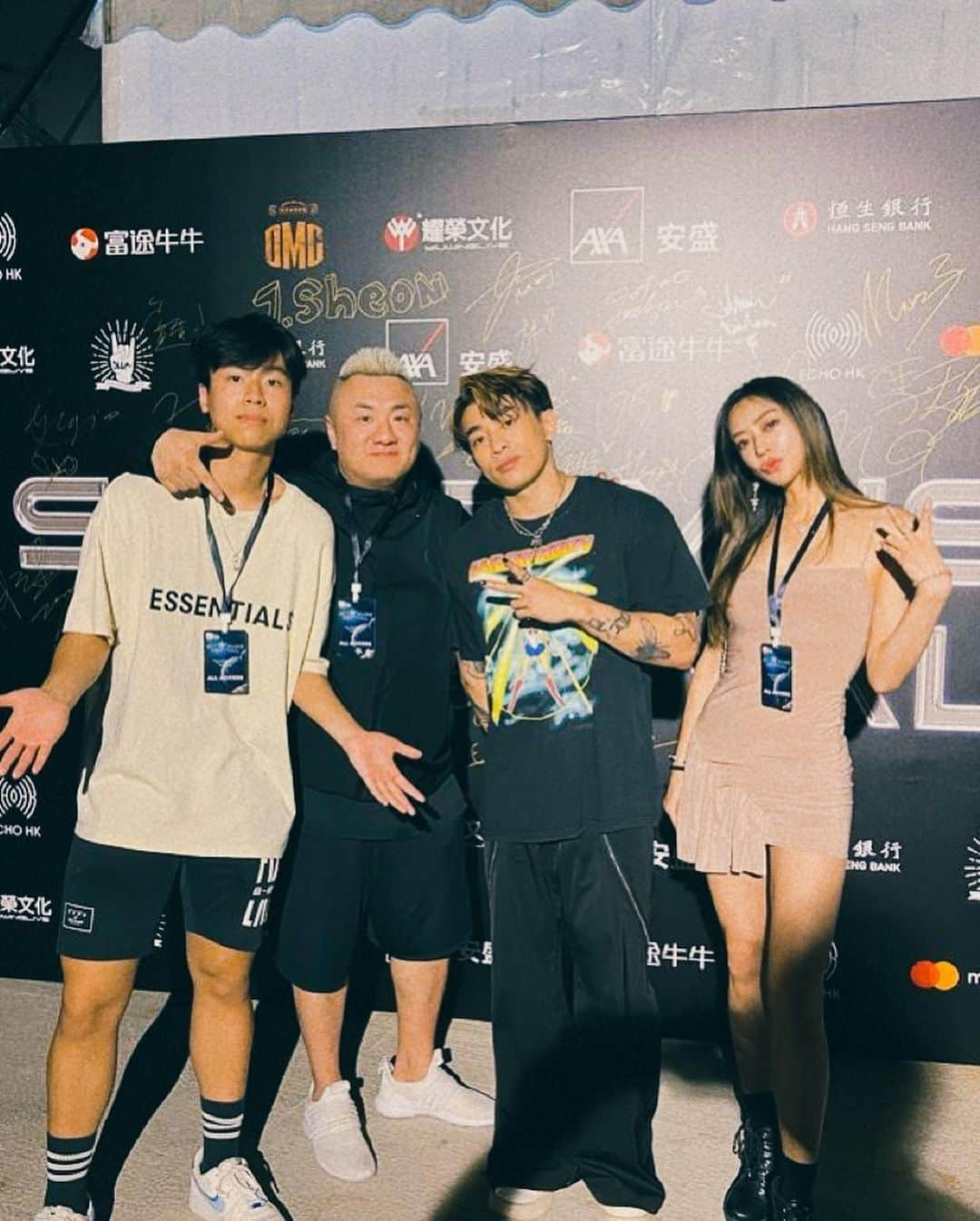 松岡李那さんのインスタグラム写真 - (松岡李那Instagram)「space music festival 👽♪🍾  #bunnygo #spacemusicfestival  #lvmh  #armanddebrignac  #tysonyoshi」5月6日 21時58分 - linahxoxo