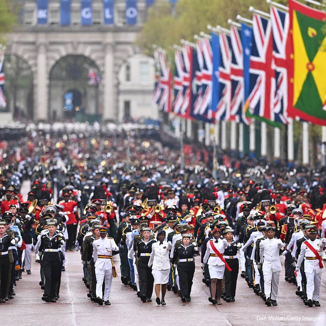 ABC Newsさんのインスタグラム写真 - (ABC NewsInstagram)「The Household Cavalry Mounted Band can be seen on the Mall during the Coronation of King Charles III and Queen Camilla. https://gma.abc/3nCsFjA」5月6日 22時01分 - abcnews