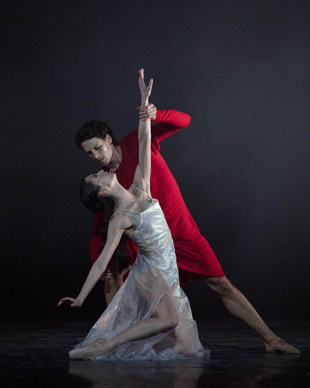 オニール八菜のインスタグラム：「The Dante Project…   @balletoperadeparis  @studiowaynemcgregor   #dante #beatrice #paradise   Photos by the ever so clever @annray2046」