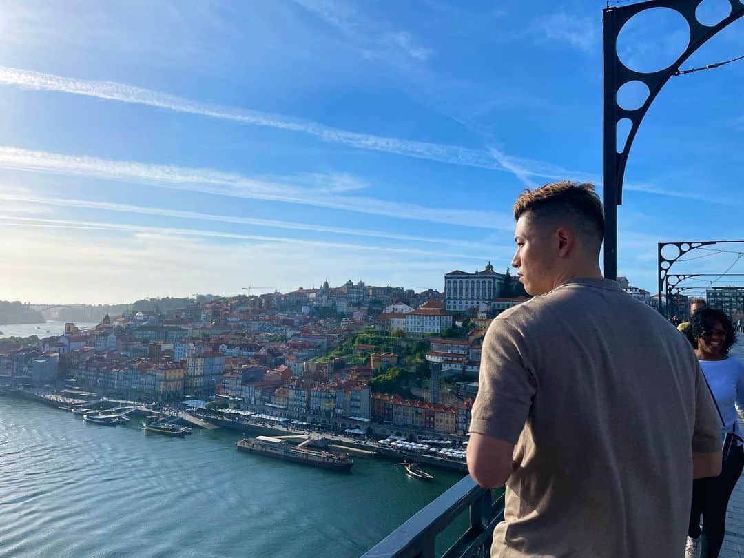 坂井幹のインスタグラム：「. . 📍ポルトガル🇵🇹-ポルト . . #portogal #ポルトガル #porto #ポルト #domluisbridge #ドンルイス1世橋」