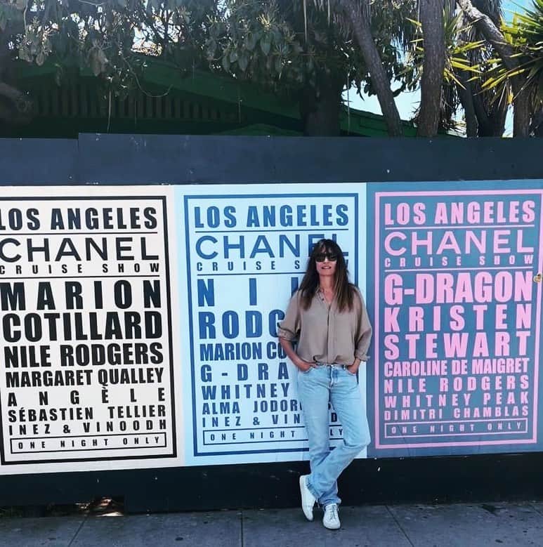 カロリーヌ・ド・メグレのインスタグラム：「Chanel in Los Angeles 😎🌴 @andresaraiva @chanelofficial #ChanelCruise」