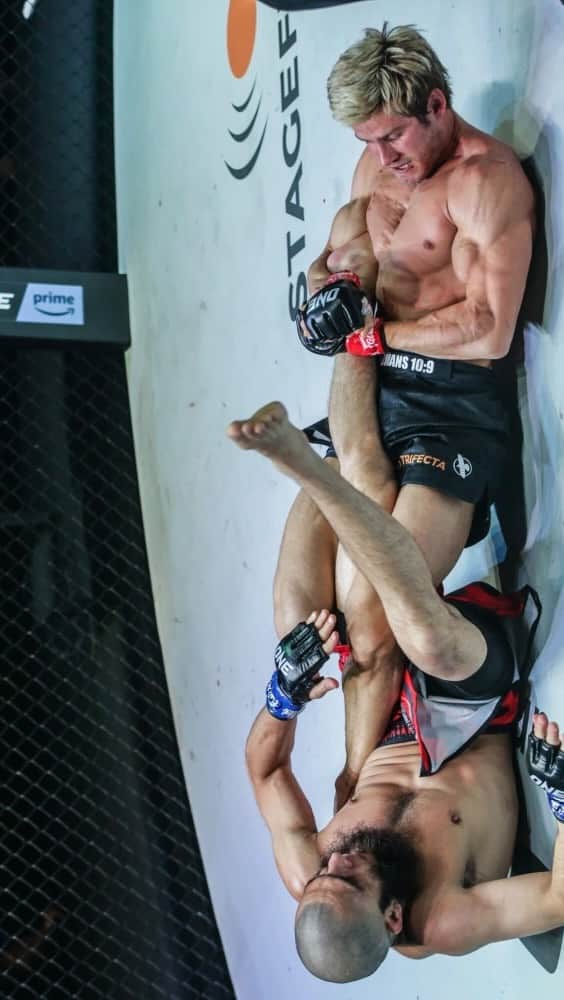 セージ・ノースカットのインスタグラム：「CONGRATULATIONS to our Super Star ATHLETE @supersagenorthcutt 👏🏽👏🏽  SAGE is BACK after 4 years and only needed 39 second for a submission. 😀👌🏽  There will be ups and downs.  Don’t ever give up! 👊🏽  #SageNorthcutt #SuperSageNorthCutt #TeamRedcon1  #MMA #Fight #MixedMartialArts #Juijitsu」
