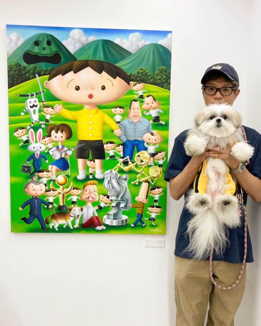 本秀康さんのインスタグラム写真 - (本秀康Instagram)「個展「HAPPY LIFE」初日でした！引き続きよろしくお願いします！ #painting #oilpainting #hidarizingaro #kaikaikiki #takashimurakami #本秀康 #hideyasumoto #モコゾウ」5月7日 0時47分 - hideyasu_moto