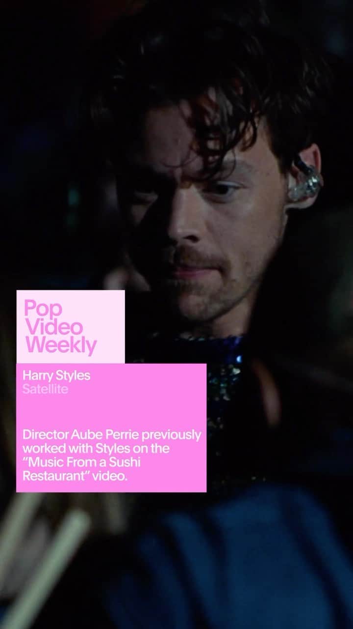 Vevoのインスタグラム：「On this episode of Pop Video Weekly - @harrystyles has fans spinning out ,@samhuntmusic serves up a country hit and @stephensanchezofficial takes on our Los Angeles studio. Hit the bio link to watch it all go down. ⠀⠀⠀⠀⠀⠀⠀⠀⠀ ▶️ [Link in bio]」
