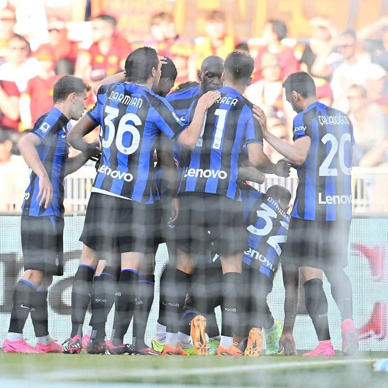 マッテオ・ダルミアンさんのインスタグラム写真 - (マッテオ・ダルミアンInstagram)「An important win 🖤💙 @Inter  #Inter #ForzaInter #RomaInter #Seriea」5月7日 4時12分 - matteodarmian36
