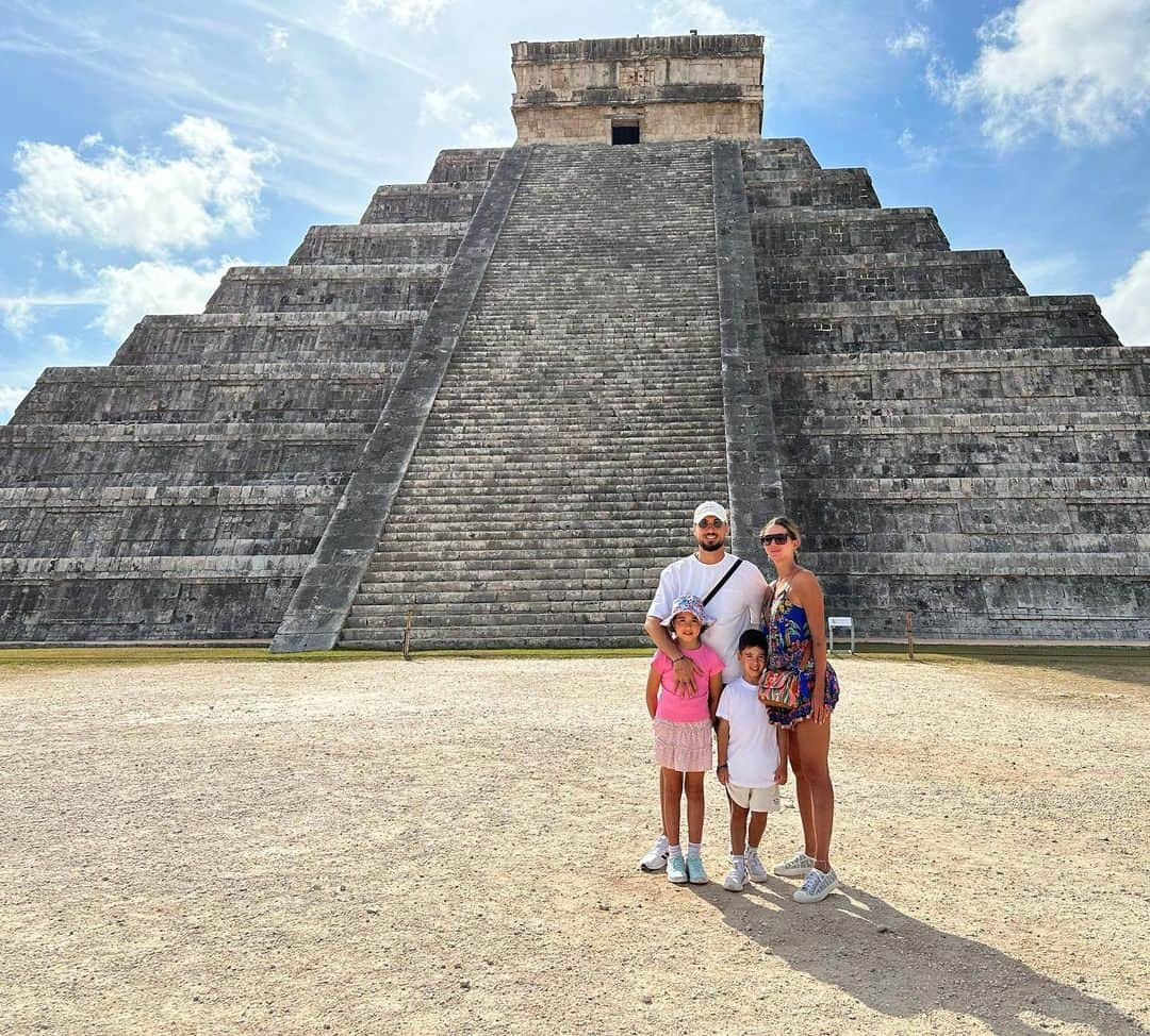 ジェイソン・デイビッドソンさんのインスタグラム写真 - (ジェイソン・デイビッドソンInstagram)「One of the New 7 Wonders of the World - Chichen Itzá 🇲🇽」5月7日 5時23分 - jasondavidson91