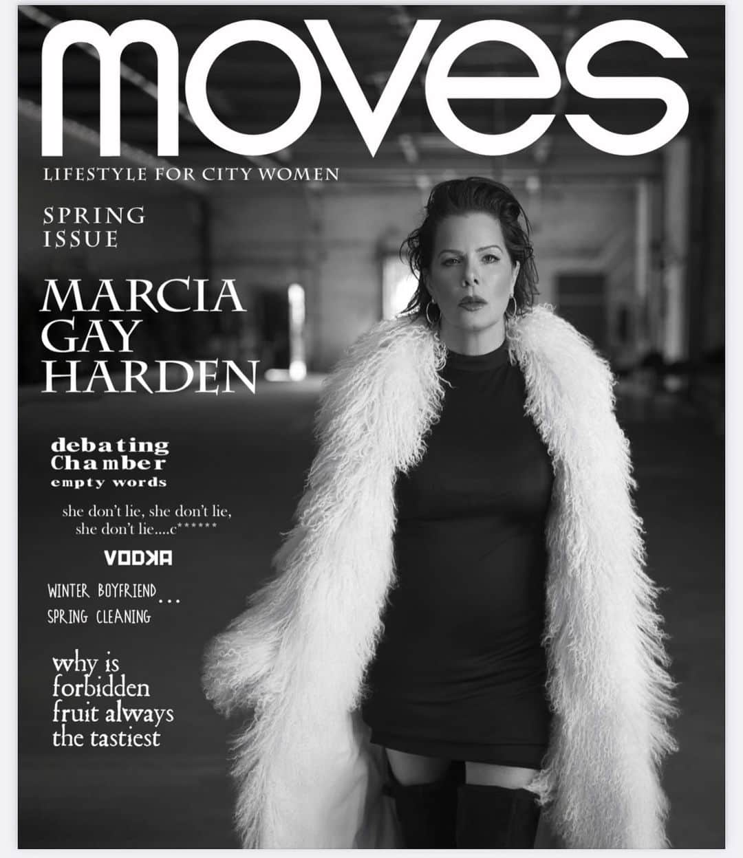 マーシャ・ゲイ・ハーデンのインスタグラム：「Sneak peek @nymovesmagazine cover! Check it out online!  @richardmarin hair  @jennaantonmakeup  @bailey.moon style @rikerbrothers photog Fun was had by all!  NYC women = bad bitches out to change the world!  Insisting on inclusion! Education!  Rights to our own bodies! Intellectual freedom! LGBTQ +care and rights!!  U may have balls- but we got labia!!」