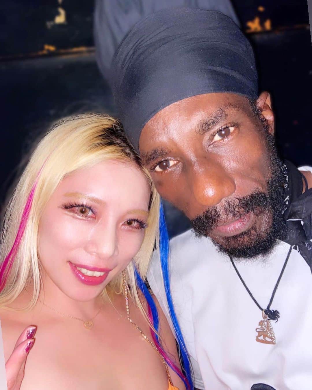 のインスタグラム：「@therealsizzlakalonji 🔥🔥🔥 big up boss!!!!!  うれしすぎる🥹💗🙏 おなかいぱいだた🤤💗  @jamafes 🔥🔥🔥」