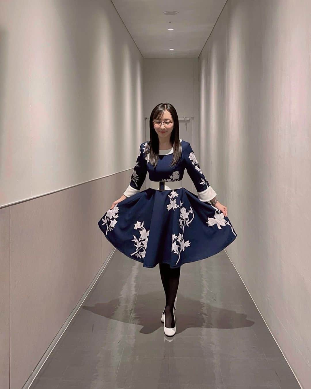 松澤千晶さんのインスタグラム写真 - (松澤千晶Instagram)「この制服好き過ぎてお写真たくさん撮りました。  #メガテン  #megamitensei  #メガテン30周年感謝祭」5月7日 6時07分 - chiaki_matsuzawa