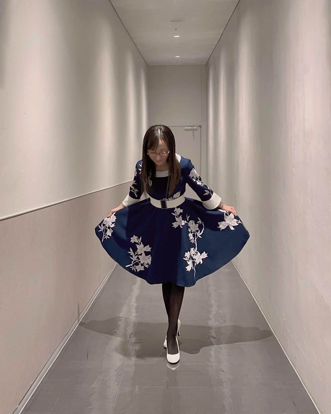 松澤千晶さんのインスタグラム写真 - (松澤千晶Instagram)「この制服好き過ぎてお写真たくさん撮りました。  #メガテン  #megamitensei  #メガテン30周年感謝祭」5月7日 6時07分 - chiaki_matsuzawa