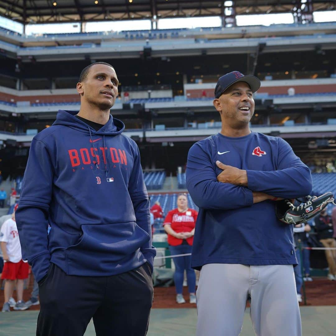 ボストン・レッドソックスさんのインスタグラム写真 - (ボストン・レッドソックスInstagram)「Red Sox 🤝 Celtics」5月7日 7時17分 - redsox