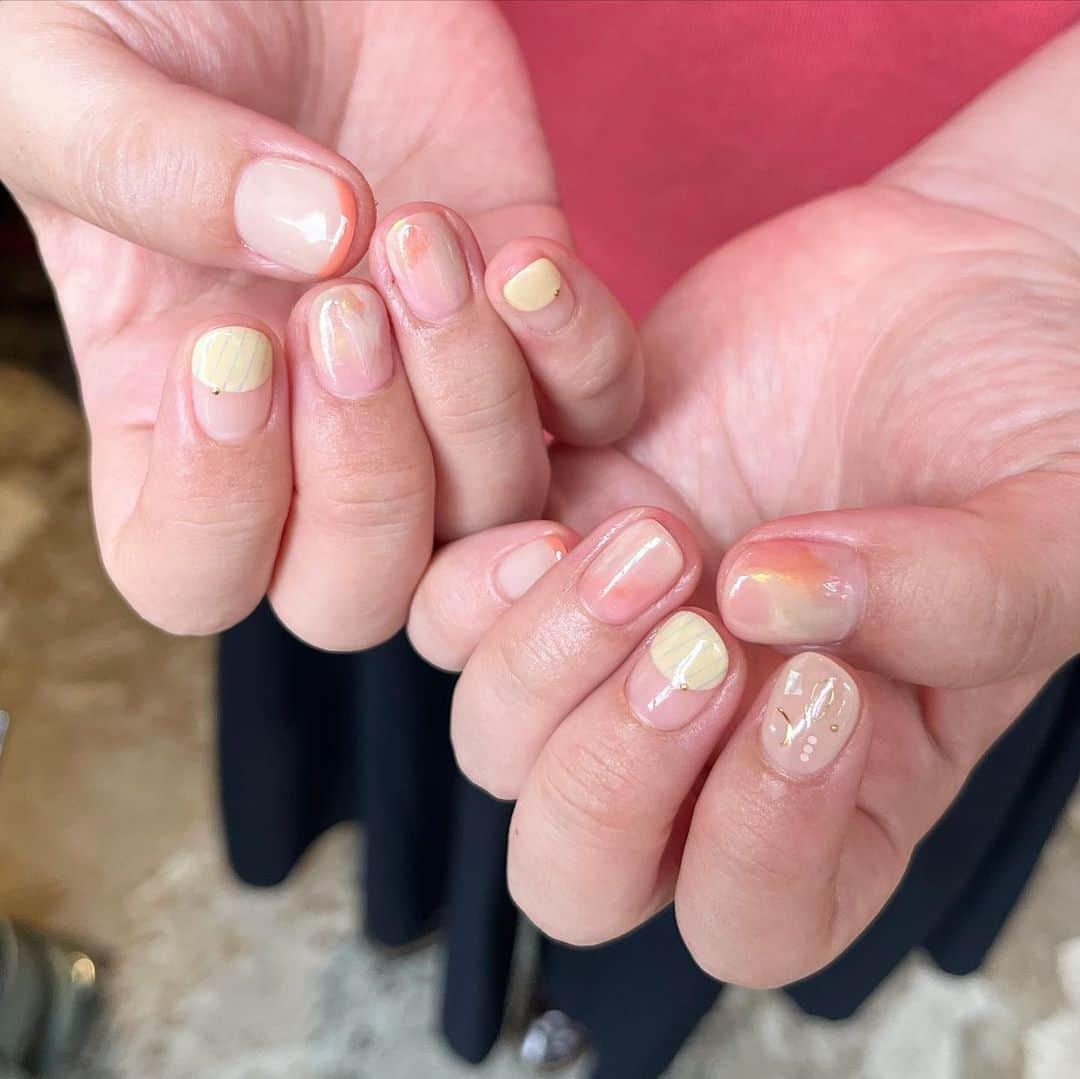 赤木 桃 #ちゃんものインスタグラム：「色がまとまっているのでシンプルに見えるけどわりと盛りだくさん🍒得意系✨」