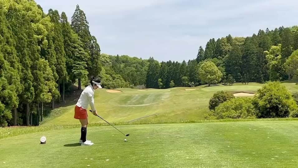 西美貴子のインスタグラム：「来週のRKB×三井松島レディスに 出場できることになりました⛳️ チャンスをいただけることに感謝いたします🙇‍♀️ 自分のペースでゴルフができるよう準備して、 笑顔で楽しくラウンドします😄😍 #JLPGAツアー　#RKB×三井松島レディス #福岡カンツリー倶楽部和白コース #福岡　#感謝 #笑顔で　#楽しく　#golf #ゴルフ #ゴルフスイング　#golfswing」