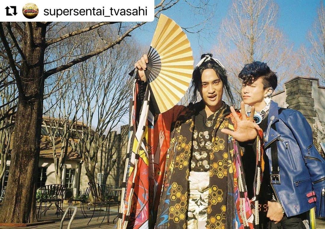 渡辺アオトのインスタグラム：「👑🌾💻  #王様戦隊キングオージャー」