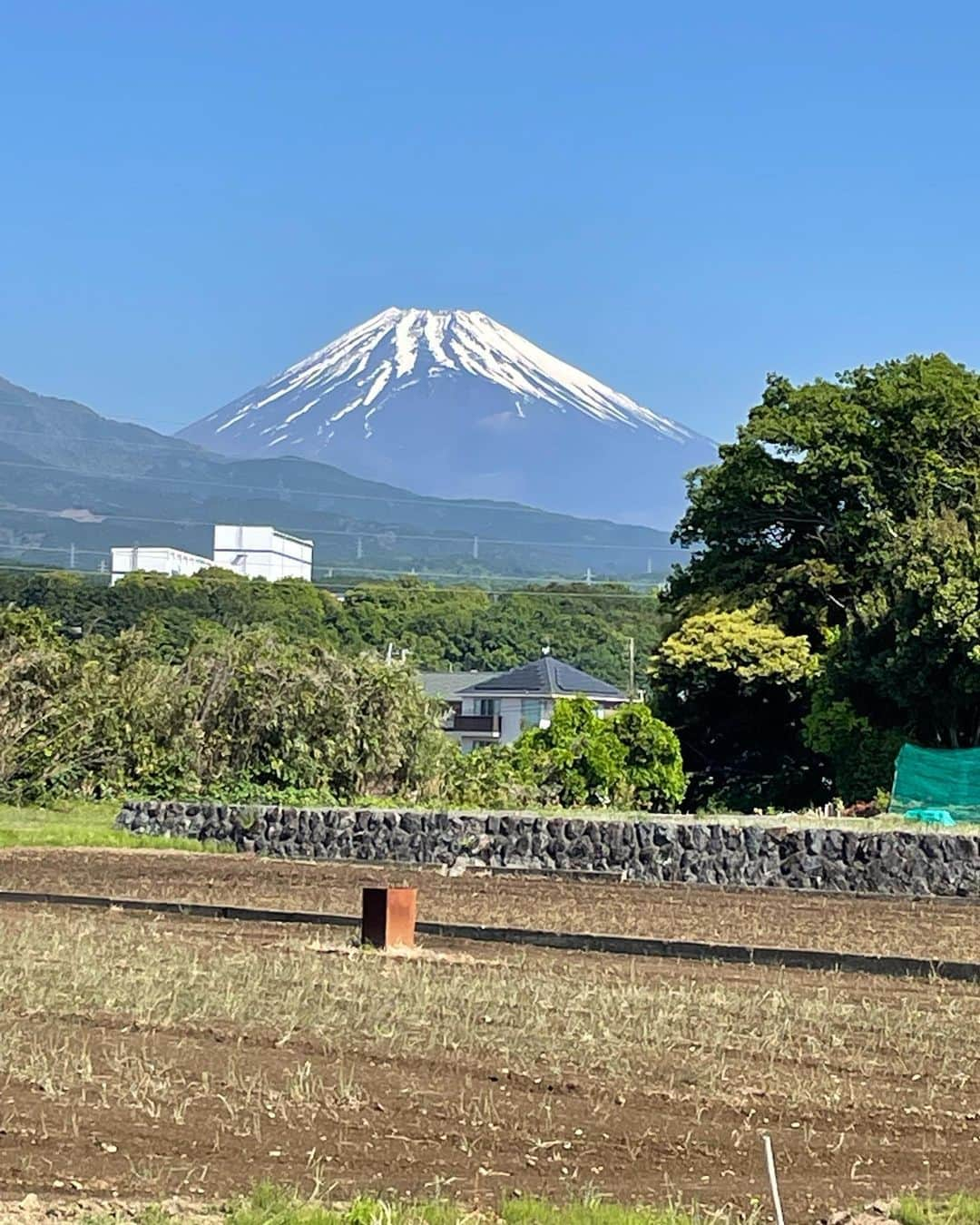 石井元気さんのインスタグラム写真 - (石井元気Instagram)「色んな表情の富士山。  今日は雨です。  #富士山 #今日は雨 #マセキ芸能社 #あきげん #石井元気」5月7日 10時18分 - genkiishii1226