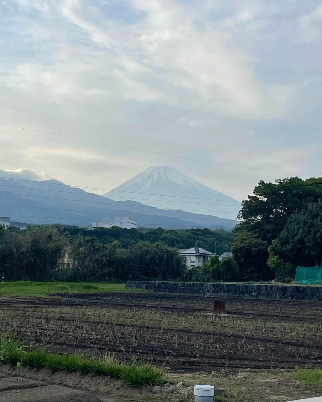 石井元気さんのインスタグラム写真 - (石井元気Instagram)「色んな表情の富士山。  今日は雨です。  #富士山 #今日は雨 #マセキ芸能社 #あきげん #石井元気」5月7日 10時18分 - genkiishii1226