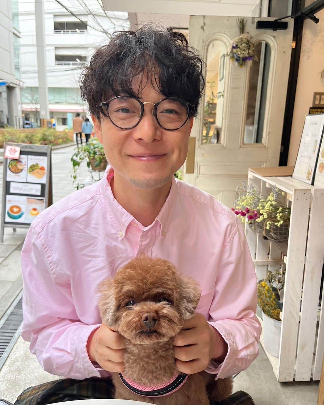 佐藤貴史さんのインスタグラム写真 - (佐藤貴史Instagram)「息子のこたろーと🐶 #愛犬の誕生日」5月7日 10時47分 - sabo1217