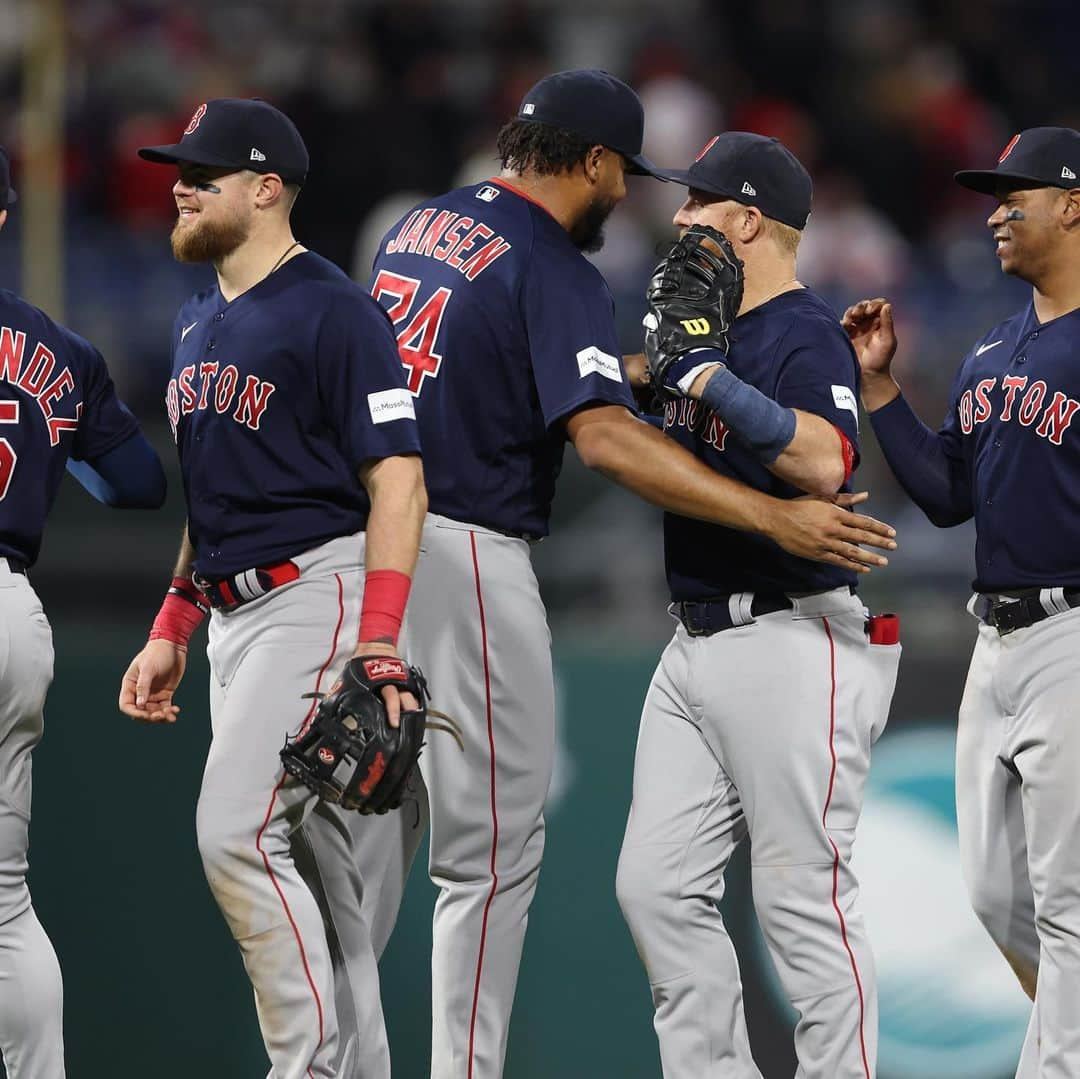 ボストン・レッドソックスさんのインスタグラム写真 - (ボストン・レッドソックスInstagram)「The Gang Wins Again」5月7日 11時42分 - redsox