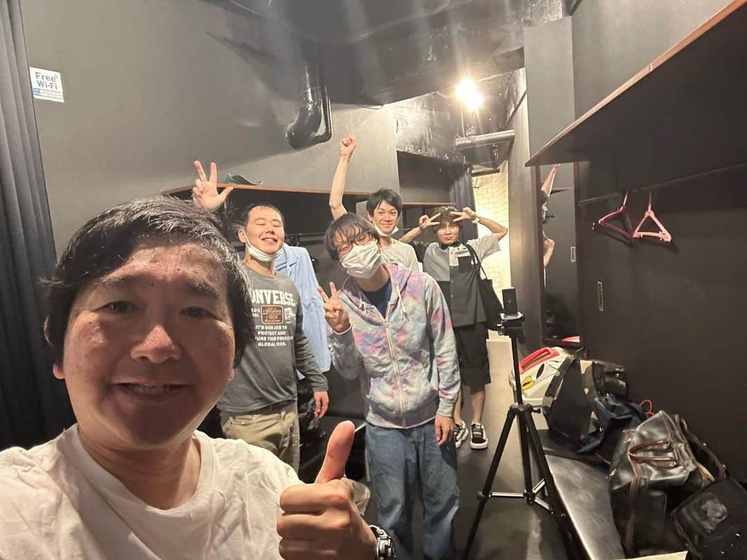 小石田純一さんのインスタグラム写真 - (小石田純一Instagram)「ニュースタッフプロダクション事務所ライブ「NEW☆STA」でした。お越しくださったみなさん、ありがとうございました！次回は6月3日(土)18時から新宿ブリーカーで開催です。見に来てください！見にこれる方コメントください！取り置きします。  #ニュースタッフプロダクション #NEWSTA #お笑いライブ #事務所ライブ #伊藤じゅん #さくらす岡田 #ハングリーぺんぎんフクフク #さっちょ #小石田純一 #お笑い芸人  #ものまね芸人 #新宿ブリーカー」5月7日 12時09分 - koishida.trendy