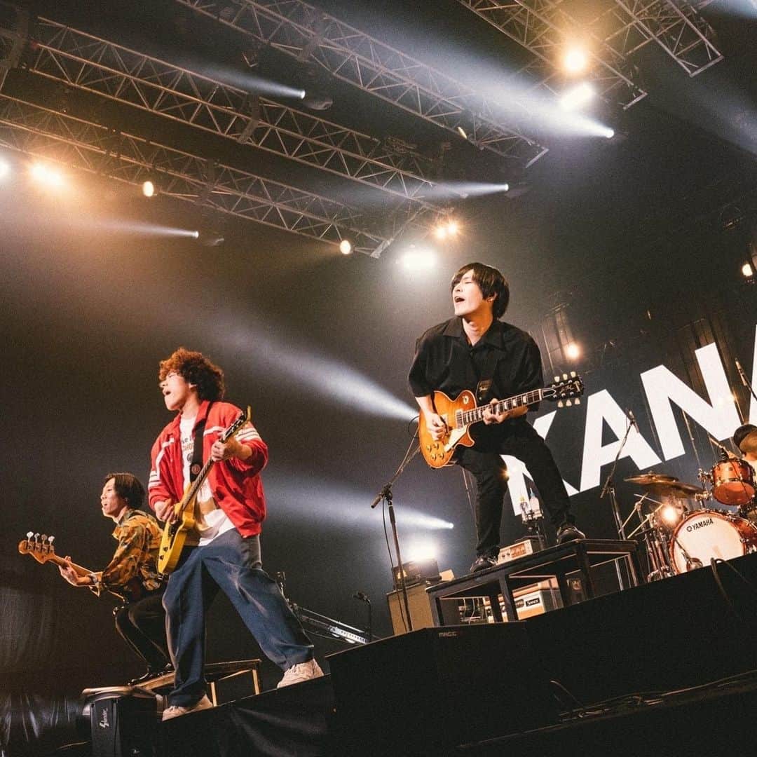 谷口鮪さんのインスタグラム写真 - (谷口鮪Instagram)「VIVA LA ROCK 俺たちがKANA-BOONだ！  Photo by ハタサトシ」5月7日 12時14分 - taniguchi_maguro