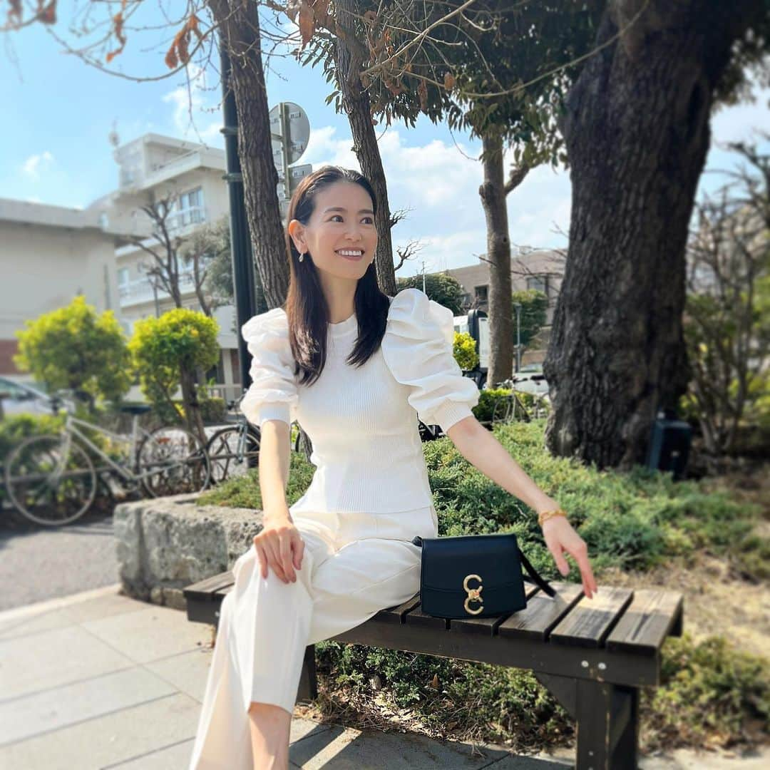 葛岡碧さんのインスタグラム写真 - (葛岡碧Instagram)「真っ白の日🤍  #midorikuzuoka  #葛岡碧」5月7日 12時19分 - midori_kuzuoka