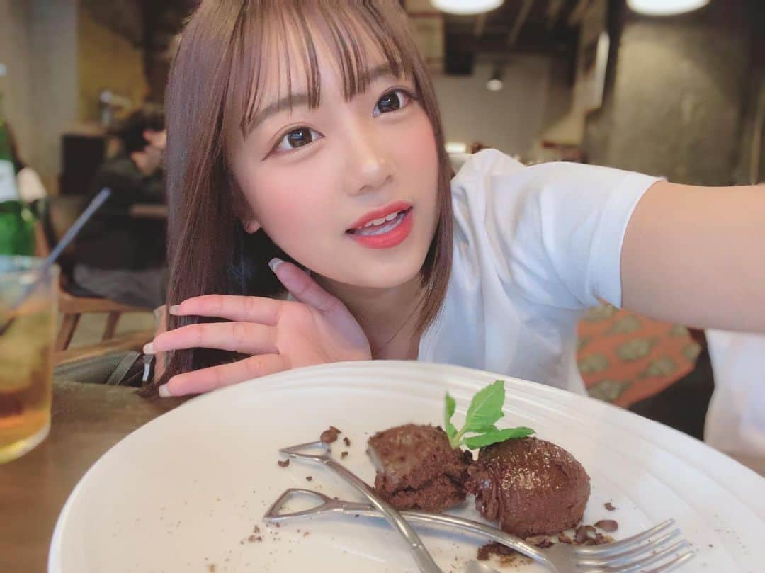 姫乃夢月さんのインスタグラム写真 - (姫乃夢月Instagram)「最近美味しいもんいっぱい食べてる🤤 ゴールデンウィークは地元で沢山思い出作りました！！  明日からまた学校にお仕事頑張ります🔥  #姫乃夢月」5月7日 12時59分 - himeno211018_official