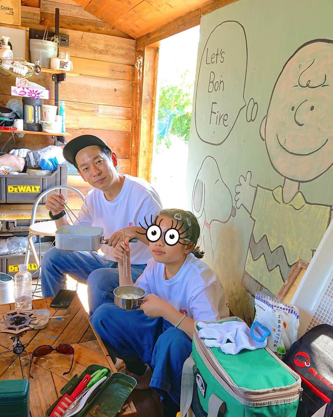 タケトさんのインスタグラム写真 - (タケトInstagram)「DIYで建てた小屋の内装だよ！ #小屋diy  #小屋作り」5月7日 13時32分 - taketaketo