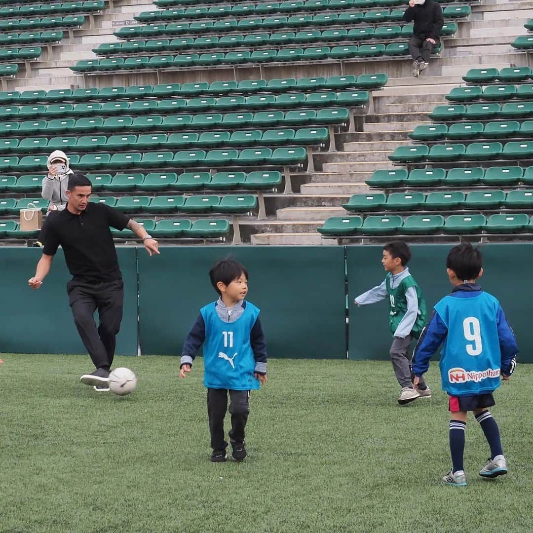 ティム・ケーヒルさんのインスタグラム写真 - (ティム・ケーヒルInstagram)「This is football ⚽️ always thinking about the next generation and pathways for the future of football 🇯🇵 #clubvisits #fifadiplomaclubmanagement」5月7日 13時39分 - tim_cahill