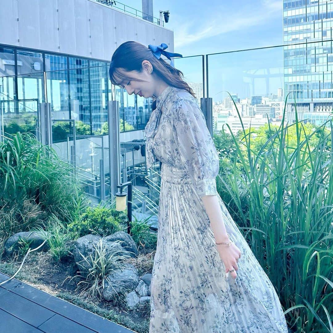 大脇有紗さんのインスタグラム写真 - (大脇有紗Instagram)「私の大好きな #dazzlin のワンピース👗 可愛すぎて即決で購入しました！！！  #春コーデ  #春服コーデ  #春服  #ワンピースコーデ  #ワンピース  #デートコーデ  #オフィスコーデ」5月7日 14時37分 - aritan00401