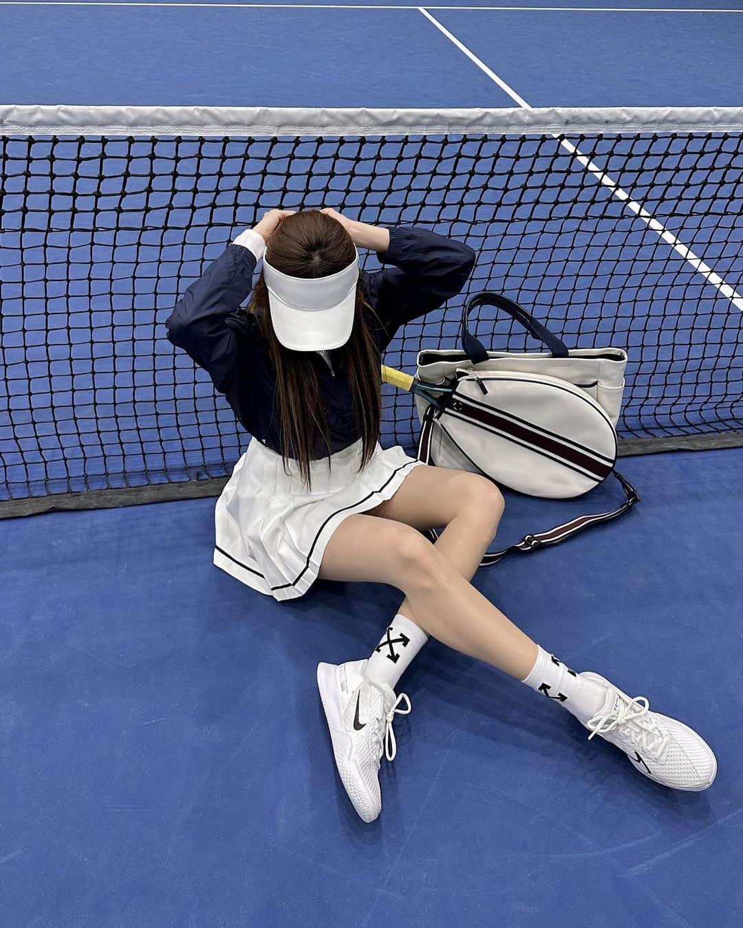ハン・ボルムのインスタグラム：「#테니스 🎾🎾🎾 치는 사진도 곧 있을예정..」
