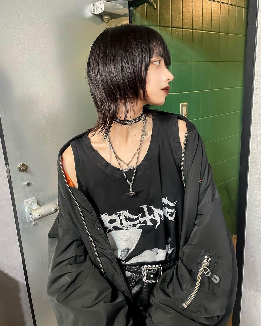 櫻子さんのインスタグラム写真 - (櫻子Instagram)「🐺🖤」5月7日 15時47分 - rako_bear_